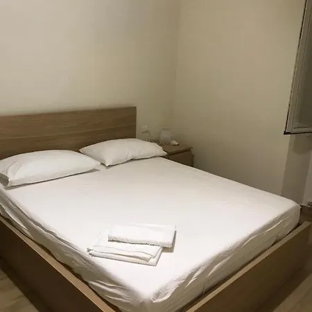 Giuseppe Home Apartman